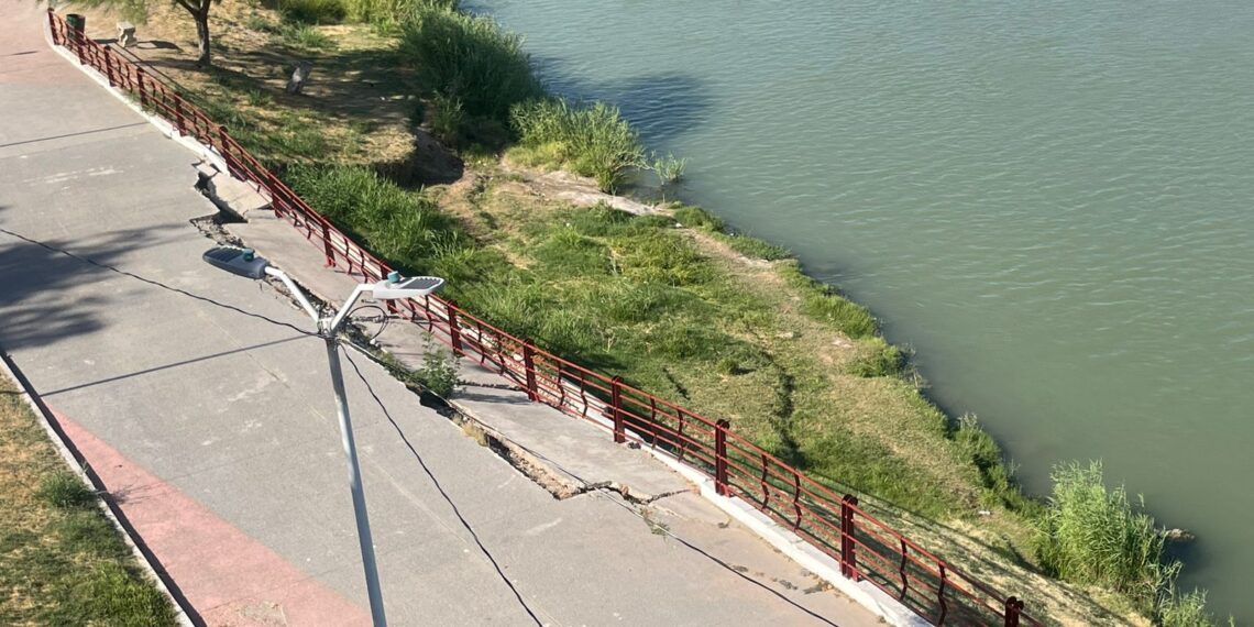 Colapsa andador de Paseo del Río