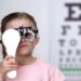 Obtiene Optica Krystal certificación en detección de miopía en niños
