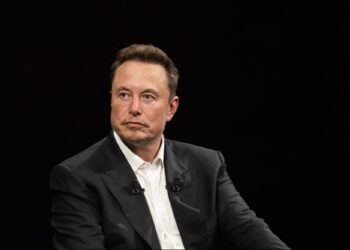 Viene Elon Musk a Eagle Pass por inédita crisis migratoria