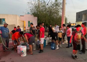 Otra vez truena tubería de SIMAS y colonias quedan colonias sin agua