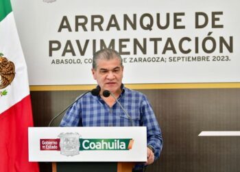 «En Coahuila no hay 100 mil firmas para repartir libros de Gobierno Federal como afirma AMLO»: Riquelme