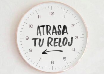 Próximo domingo 5 de noviembre se atrasa el reloj en PN por cambio de horario