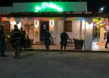 Supuestos policías disparan en restaurante “La Estaca” de Sabinas