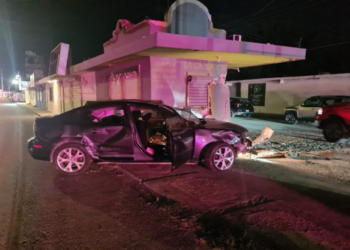 Muere joven madre de familia tras choque en blvd Pérez Treviño
