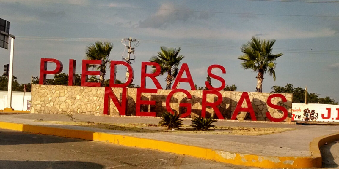 Perfilan a nigropetenses como nuevos notarios