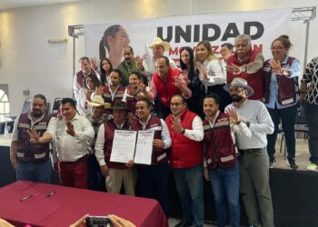 Firman acuerdo Todos contra el PRIAN en PN y a favor de Sheinbaum