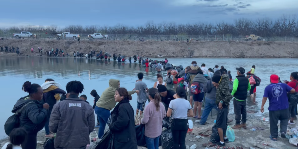 Sin  freno crisis migrante en PN; se espera caravana de 3 mil este jueves
