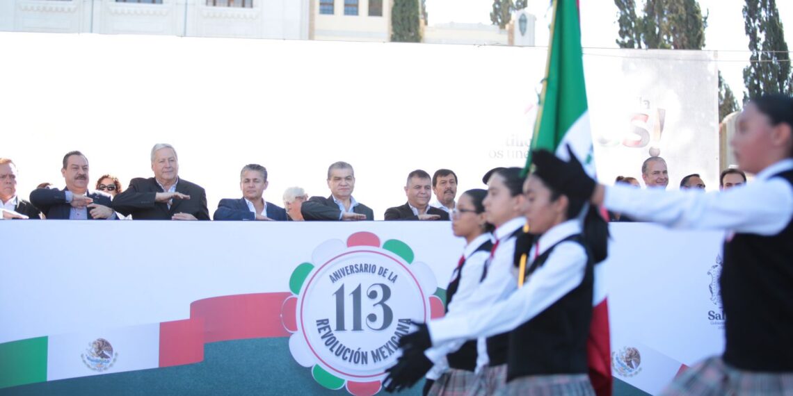 PRESIDE MARS DESFILE CONMEMORATIVO DEL 113 ANIVERSARIO DE LA REVOLUCION MEXICANA