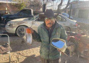 Adulto mayor que cayó en zanja de Mpio sin señalamientos asegura que no le han pagado daños