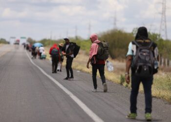Baja 50% llegada de migrantes a frontera con EU, anuncia Gobierno Federal