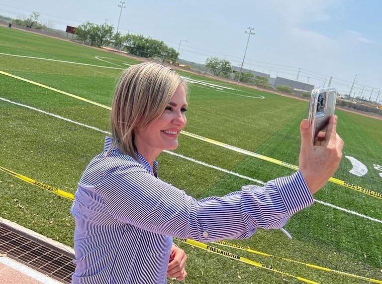 “Contrato que dio Norma a familiar para construir cancha es un fraude”, afirma Jacobo