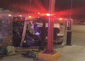 Ayuntamiento acepta culpa en accidente de patrulla y calla ante choque de funcionaria ebria