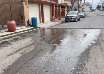 Vecinos de Los Montes no pueden usar baños por drenaje colapsado y SIMAS pide esperar