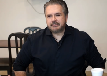 «Nosotros tenemos una alianza abierta con el PRI, pero MORENA en Coahuila tiene un acuerdo por debajo de la mesa»:  afirma Lenin Pérez