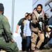 Migrantes evacuados ante amenazas extremistas