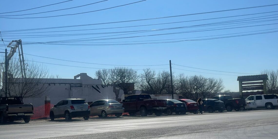 Derriban ruinas del clásico restaurante «Los Castores»