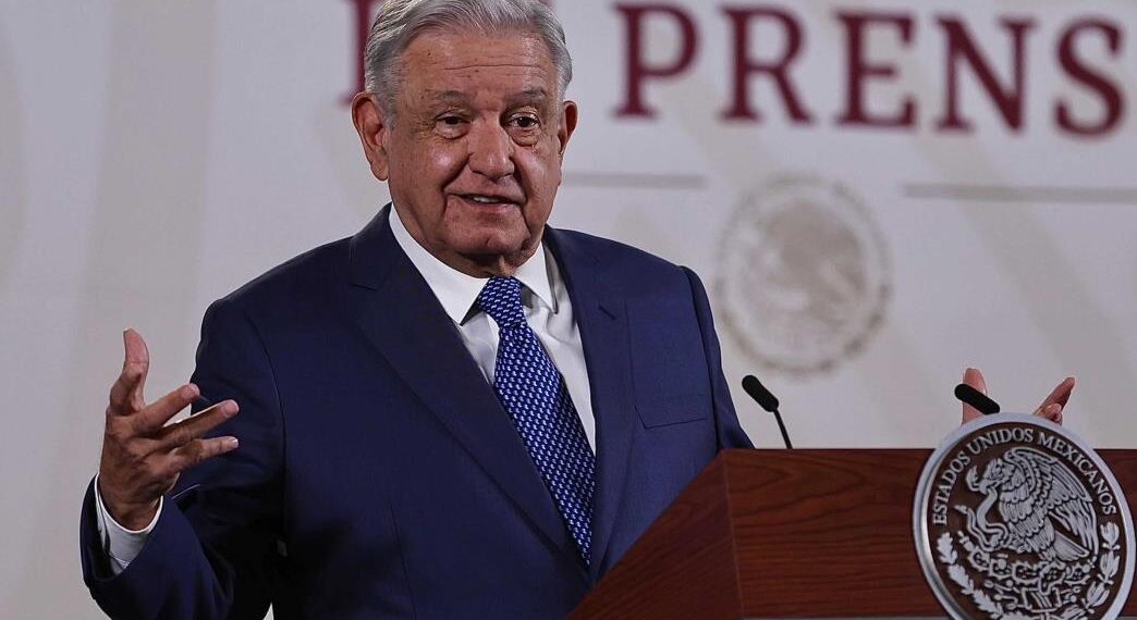 Presenta AMLO 10 soluciones a crisis migratoria expuestas a Biden