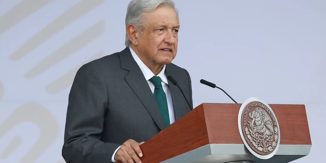Anuncia AMLO investigación sobre descarrilamiento del Tren Maya;  “está raro”, afirma