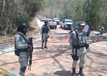 Salinas Pliego cuestiona toma de campo de golf en Oaxaca por GN; es de la Nación, responde AMLO