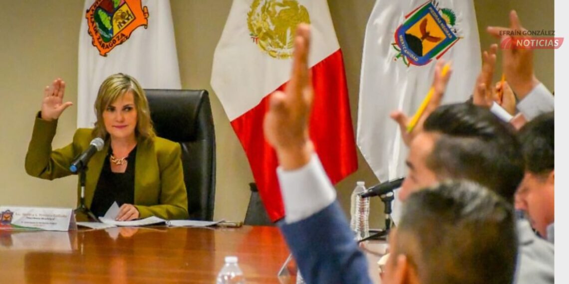 Perfila Norma cabildo de la “elite” y con parientes para reelección
