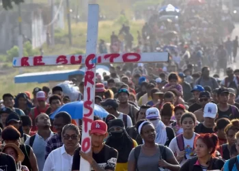 Sale de Chiapas “Viacrucis Migrante” rumbo a la frontera