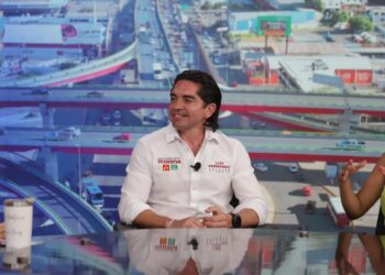 Pide Luis Fernando Salazar ir en primer lugar de fórmula de 4T al Senado