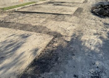 Vecinos de Infonavit Río Grande denuncian que SIMAS destruyó las calles y Mpio solo pondrá parches
