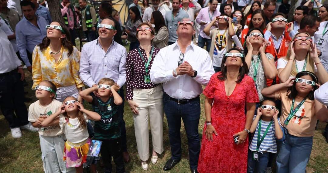 ESPECTACULAR EL ECLIPSE EN COAHUILA: MANOLO