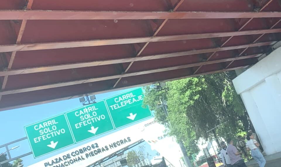 Denuncian que Mpio no permite pase directo por carril de telepeaje en Puente Uno