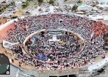 Cierra campaña Norma Treviño con corte de agua en media ciudad y sin llenar Plaza de Toros