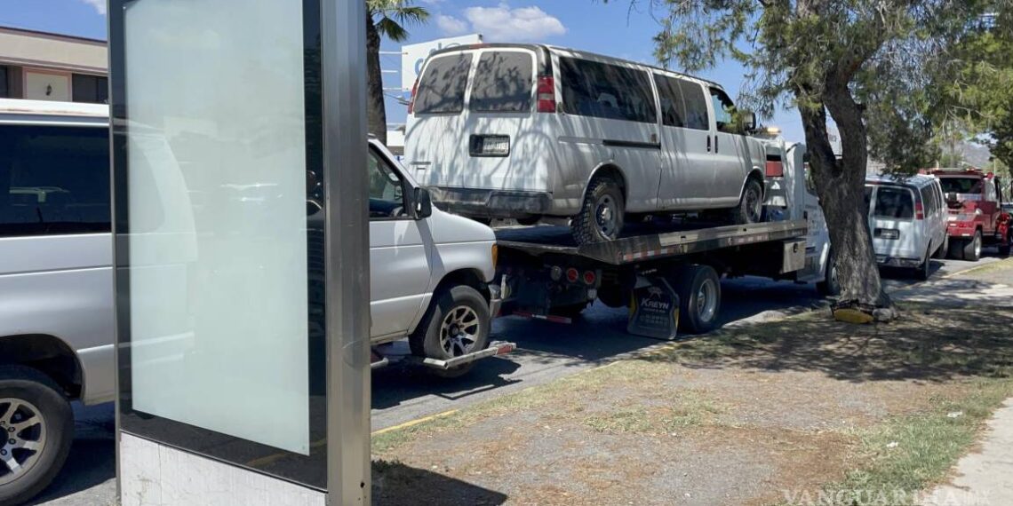 Detiene Guardia Nacional 5 vans con migrantes en carretera Saltillo-Monclova con dirección a PN