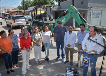 Al término de trienio Mpio inicia obra de drenaje pero no informa sobre constructoras