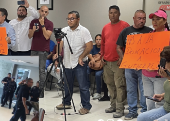 En medio de protestas y con uso de policía entrega Norma y regidores del PRI terreno millonario a Super Gutiérrez