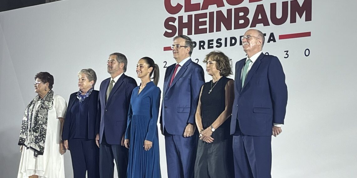 Mercados y oposición celebran perfiles en gabinete de Sheinbaum