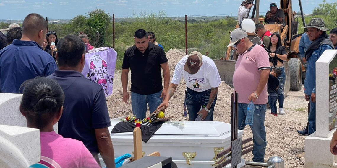 Sepultan a Nallely tras desaparición que conmocionó a PN
