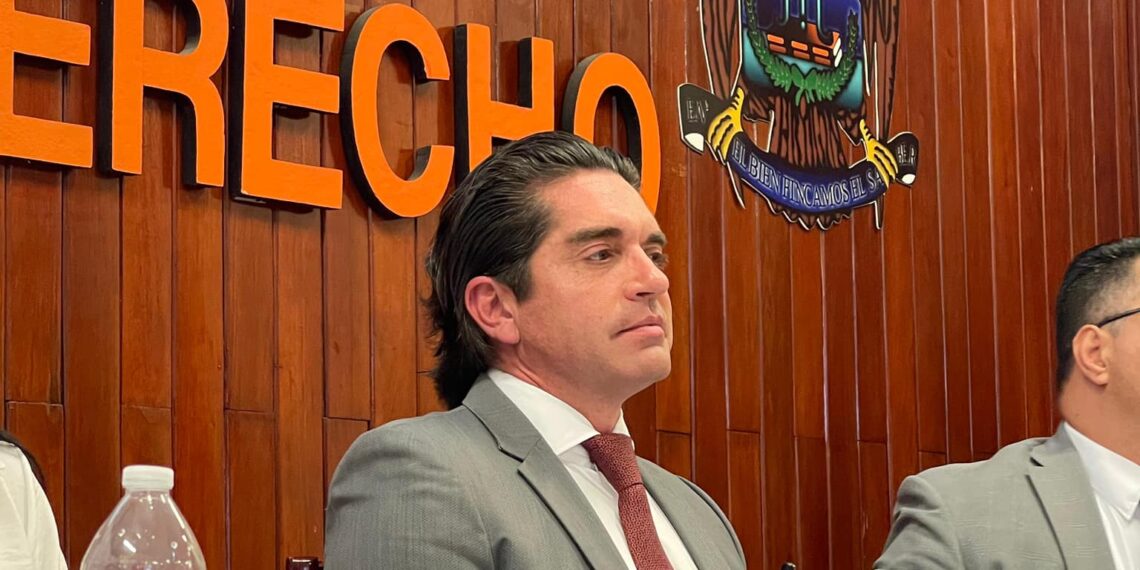 Investigarán a alcalde de Torreón por viaje a España y compra de avión privado: anuncia Luis Fernando Salazar