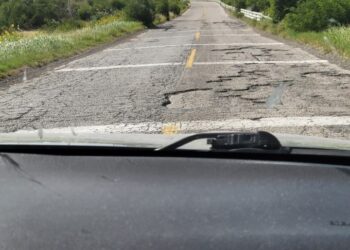 Baches gigantes en carretera PN-Nuevo Laredo