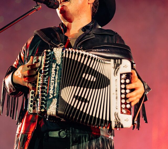 Mañana concierto de Alfredo Olivas en PN con precios de 750 a 15 mil pesos