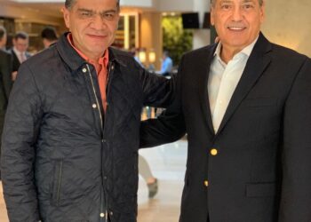 Pide Riquelme reintegrar a Manlio Fabio mientras lo perfilan como probable voto para MORENA