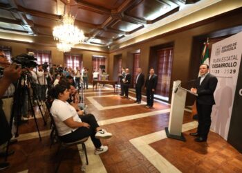 CON EL PLAN ESTATAL DE DESARROLLO 2023-2029 GARANTIZAMOS UN COAHUILA CON RUMBO Y DIRECCIÓN: MANOLO