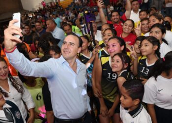 CONVOCA COAHUILA AL PREMIO ESTATAL DE LA JUVENTUD  “JÓVENES GIGANTES 2024”
