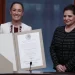 Recibe Claudia constancia como presidenta electa de México