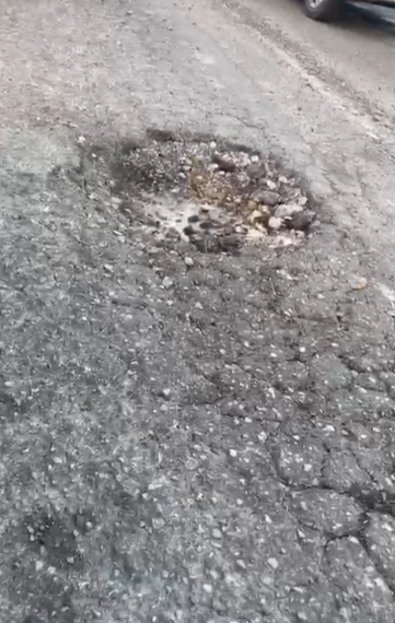 Se llena de baches PN después de lluvias