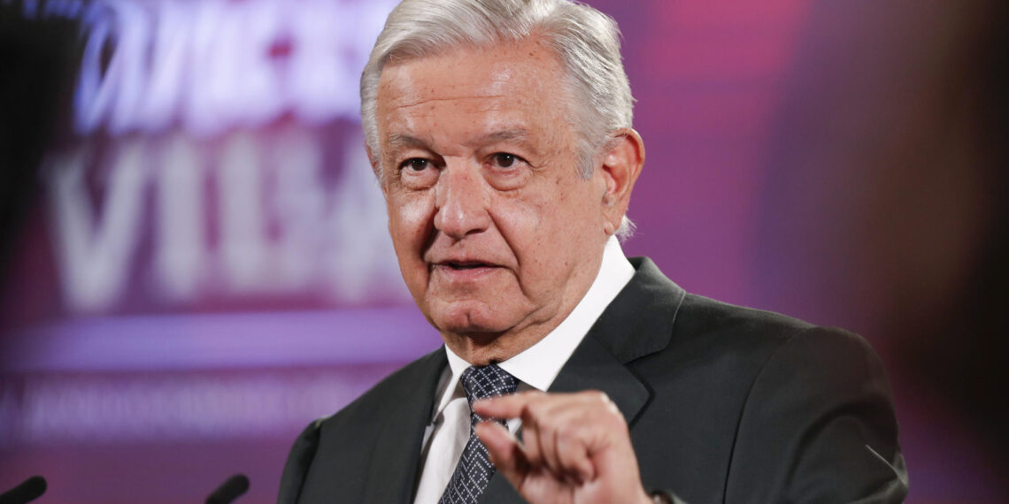 Se despide AMLO como único presidente que no devaluó el peso en casi un siglo