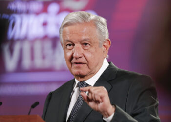 Se despide AMLO como único presidente que no devaluó el peso en casi un siglo