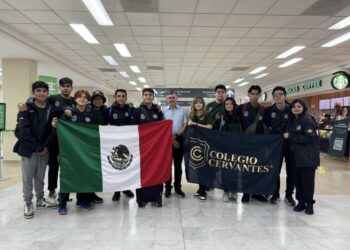 Estudiantes de Torreón triunfan en concurso mundial de robótica en Grecia