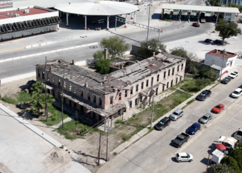 Histórico Hotel del Ferrocarril vuelve al abandono, tras evitar demolición hace 2 años