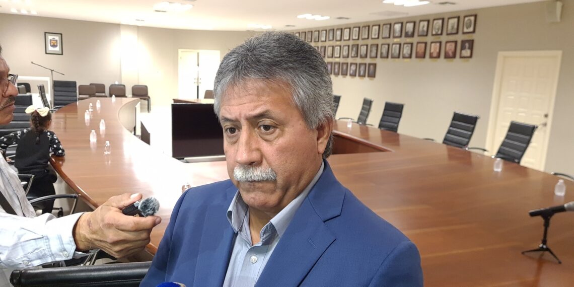 Es Hermelo Castillón aspirante a Fiscal de Coahuila