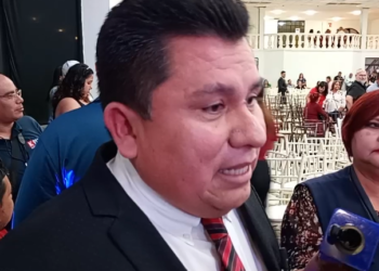 Ovacionan a Menera al ser nombrado para SIMAS y afirma: “amor con amor se paga, si no funciono me iré”