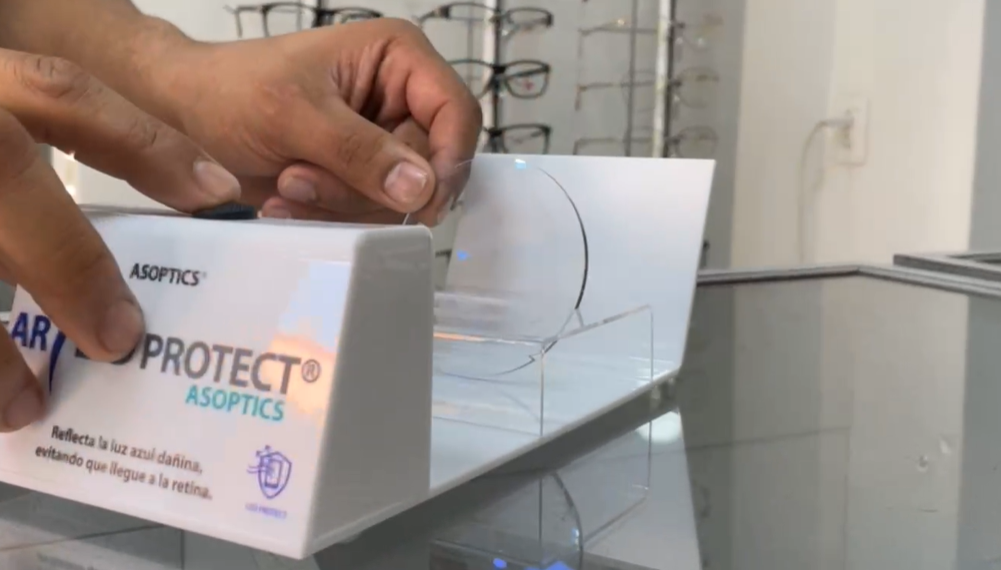 Óptica Krytsal ofrece 50% de descuento en micas Blue Free